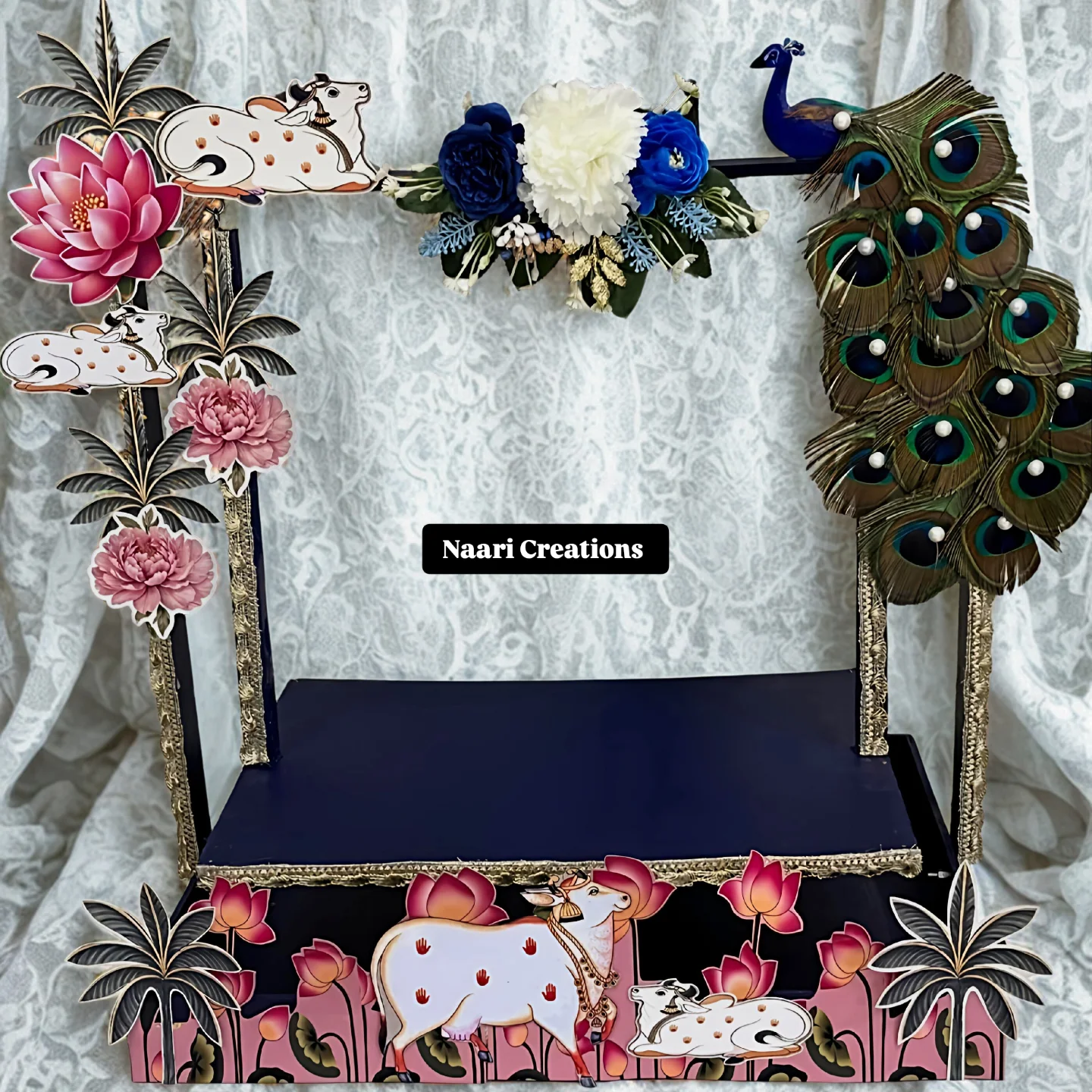 Royal handmade wedding packaging arrangement